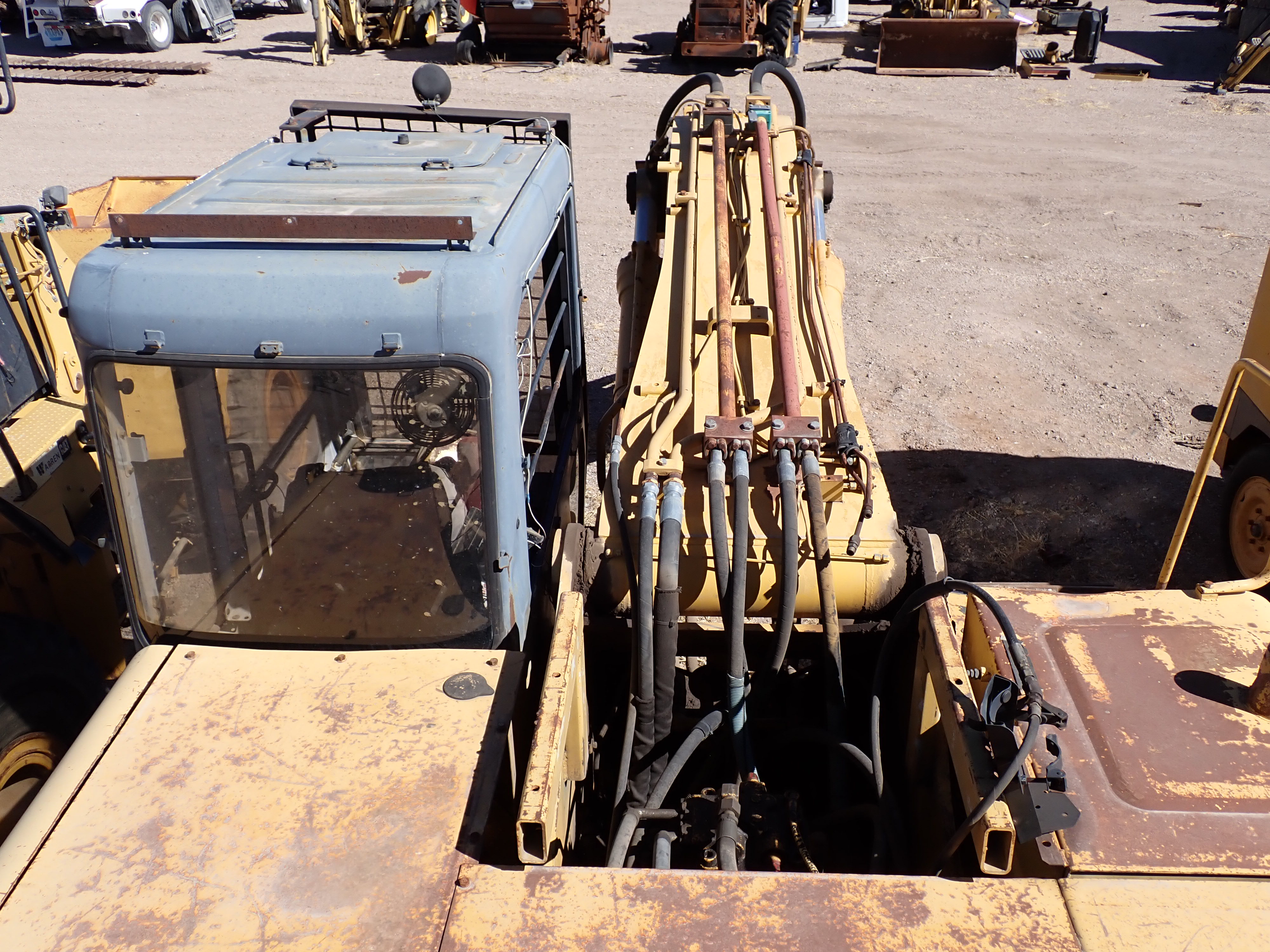 ./imagenes/INVOICE/2019/16189/EXCAVADORA JOHN DEERE_892ELC (23).JPG